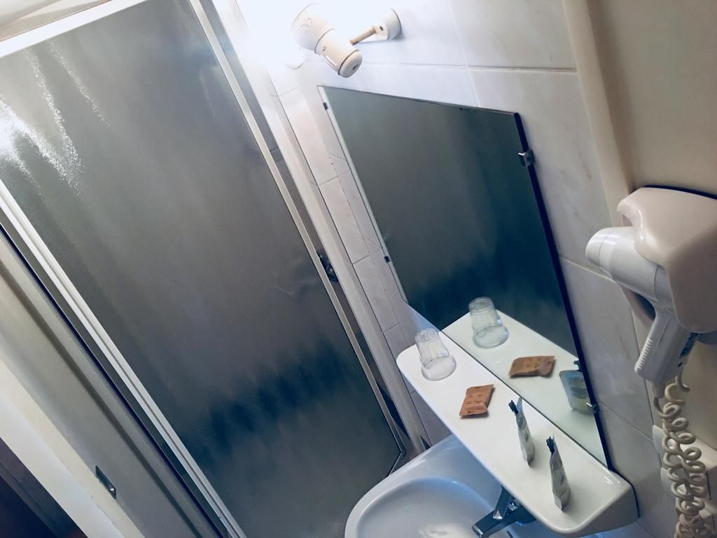 Hotel Moderne Tours Ngoại thất bức ảnh